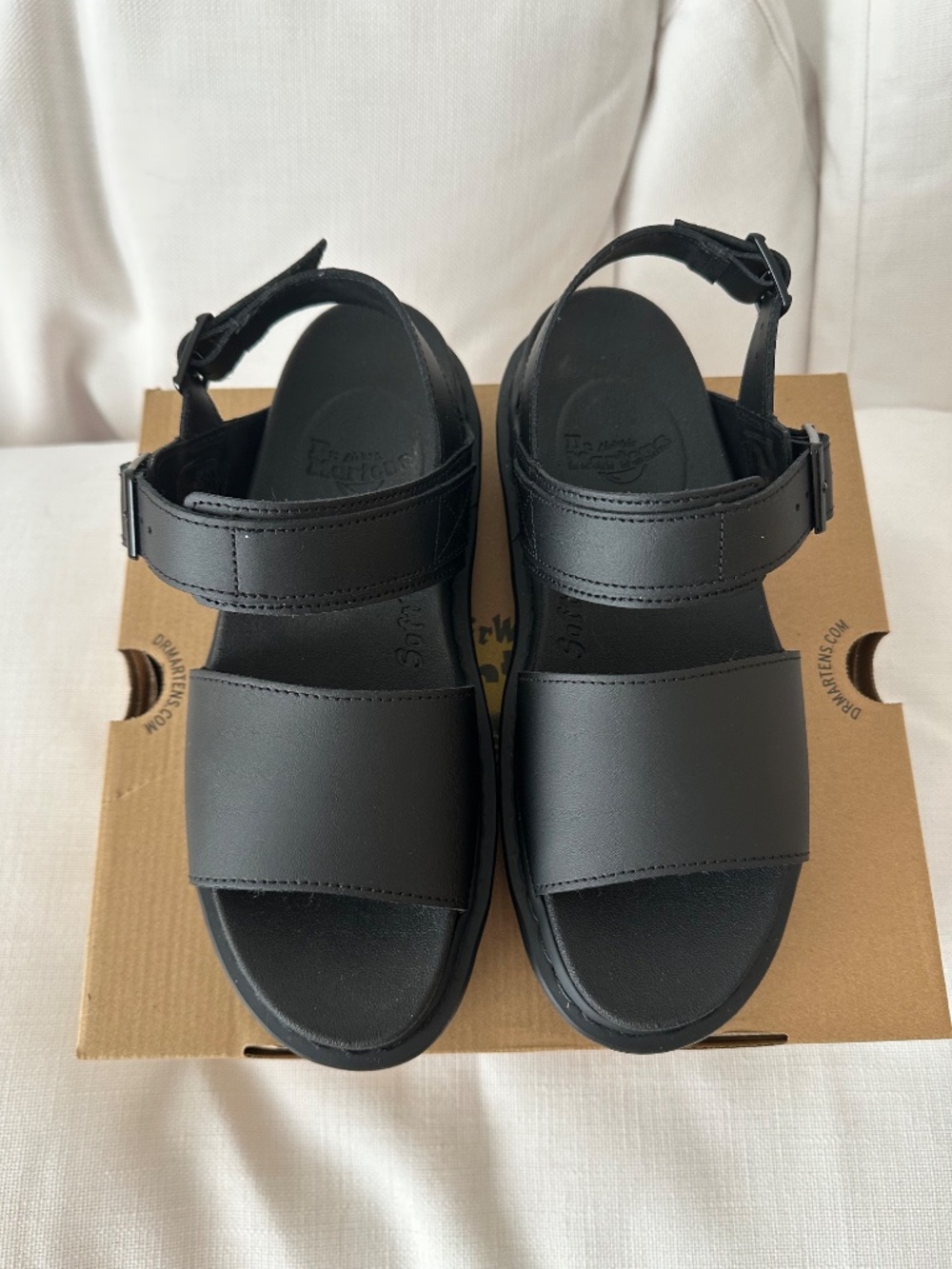 NWT Dr Martens Voss Hydro Black Leather Strap Platform Sandals Size 9 New In Box - Picture 4 of 16